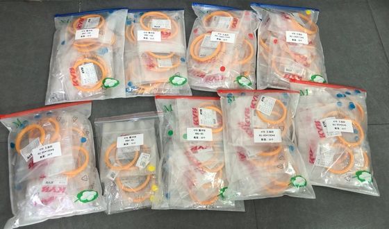 Orijinal KYB KAYABA 55*70*9 Ekskavatör Rot Keçe Takımı Turuncu TPU